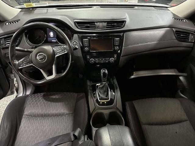 Used 2019 Nissan Rogue SV AWD/4WD image 15