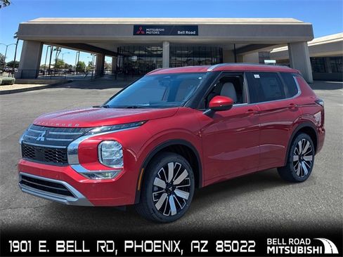 New 2025 Mitsubishi Outlander SEL image 1