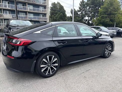 Used 2022 Honda Civic EX-L image 3