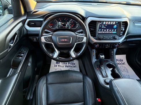 Used 2019 GMC Acadia SLT image 16