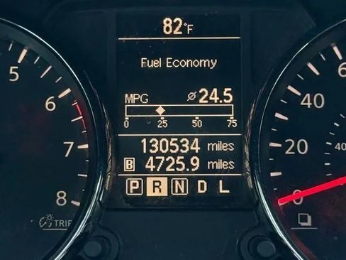 Used 2014 Nissan Rogue S FWD image 11