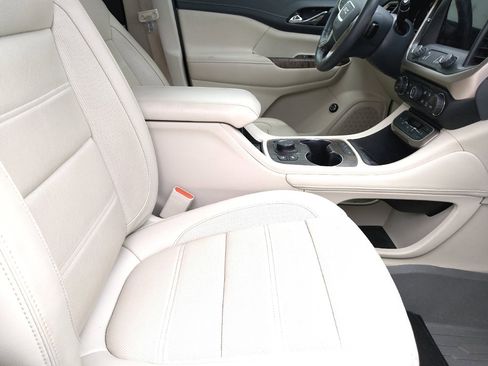 Used 2020 GMC Acadia Denali w/ Technology Package image 21