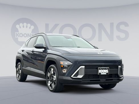 Certified 2025 Hyundai Kona SEL image 10
