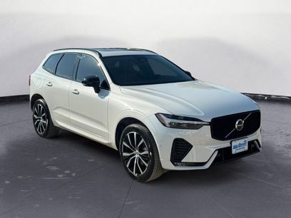 Used 2024 Volvo XC60 B5 Plus w/ Protection Package Premier