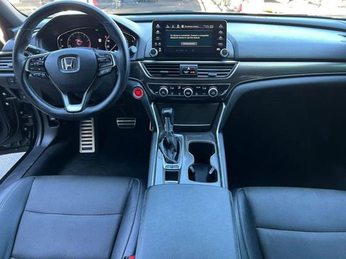 Used 2019 Honda Accord Sport image 14
