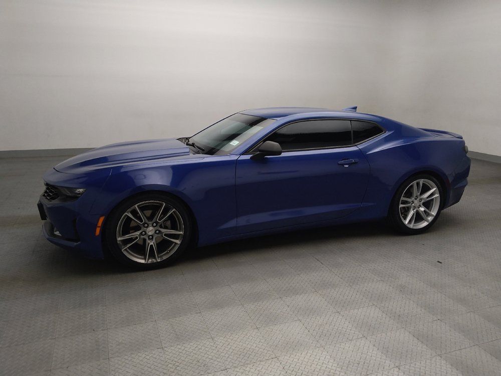 Used 2019 Chevrolet Camaro LT w/ RS Package RWD image 2