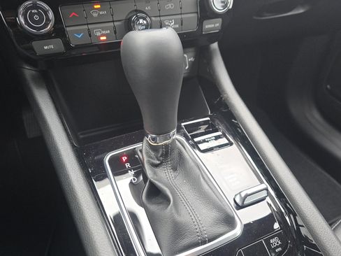 New 2026 Jeep Compass Latitude AWD/4WD image 31