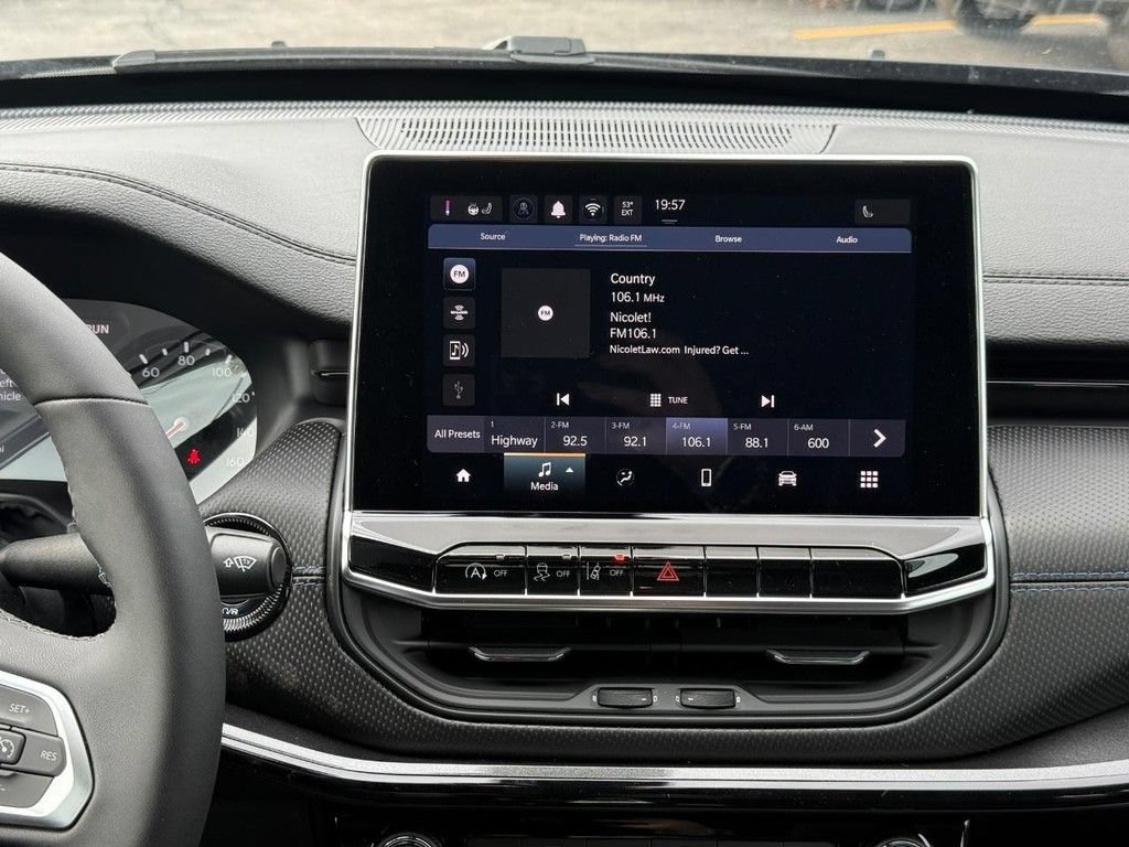 New 2026 Jeep Compass Latitude AWD/4WD image 7