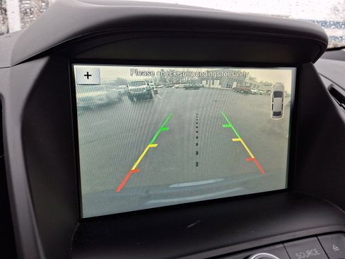 Used 2018 Ford Escape SEL image 18