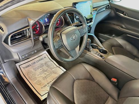 Used 2023 Toyota Camry XSE FWD image 10