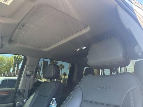 Used 2024 GMC Sierra 2500 Denali w/ Denali Reserve Package AWD/4WD image 27