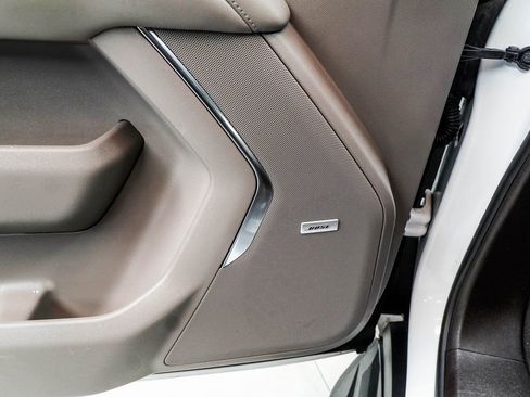 Used 2024 Chevrolet Suburban LT image 46