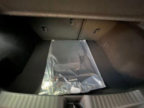 New 2026 MAZDA MAZDA3 2.5 S Hatchback w/ Premium Pkg image 27