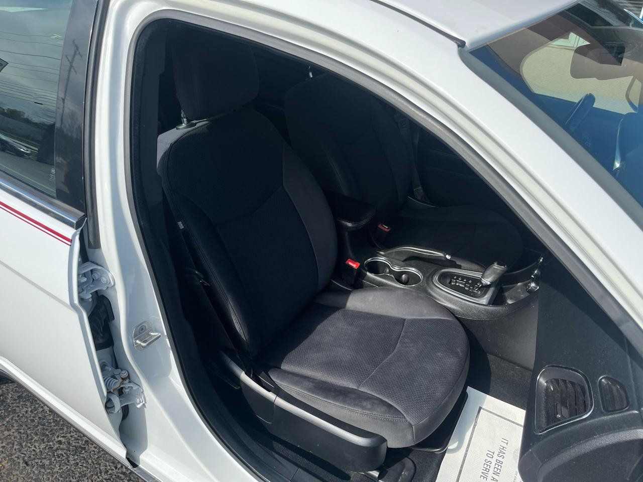 Used 2013 Chrysler 200 Touring w/ S Exterior Appearance Pkg FWD image 28