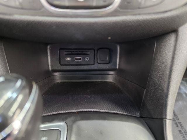 Used 2019 Chevrolet Equinox LT AWD/4WD image 21