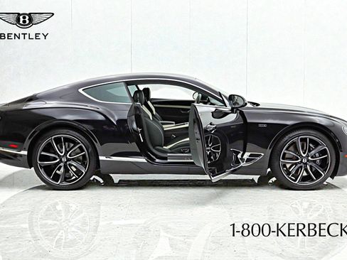 Used 2024 Bentley Continental GT V8 image 21