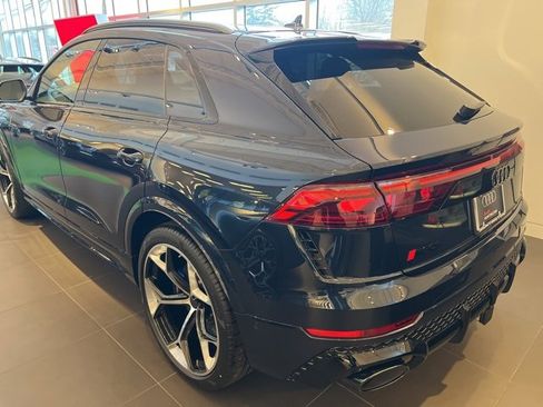 New 2026 Audi RS Q8 performance image 4