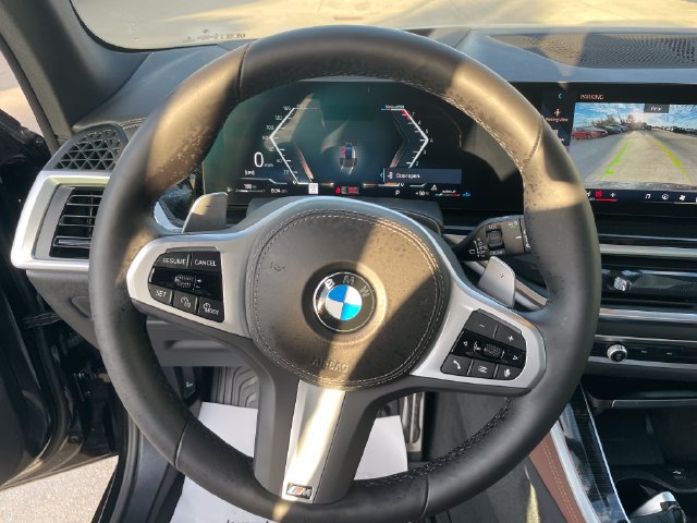 Used 2026 BMW X5 xDrive40i w/ M Sport Package AWD/4WD image 25
