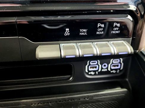 Used 2022 RAM 1500 Laramie image 19