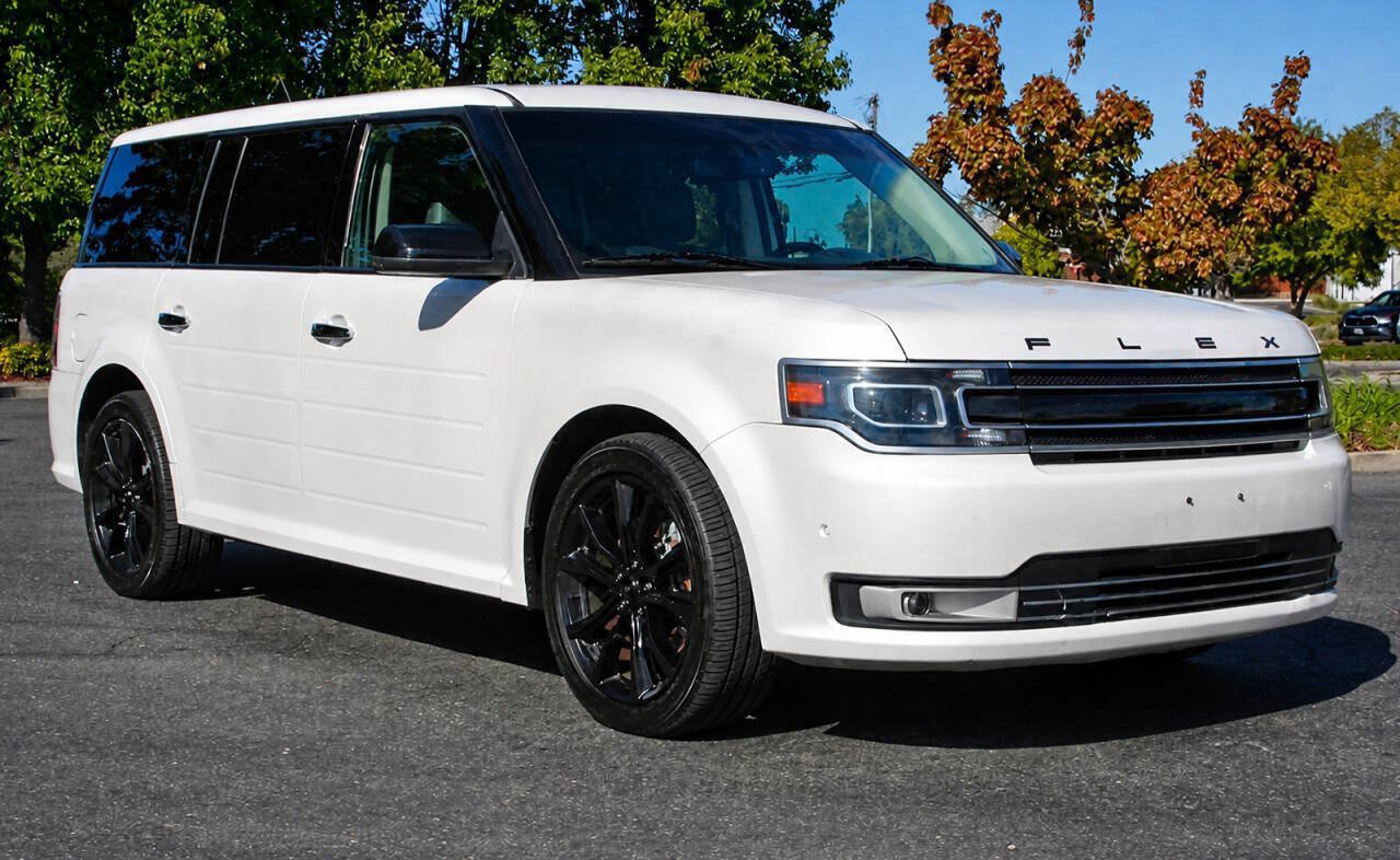 Used 2016 Ford Flex Limited w/ Equipment Group 301A FWD image 1