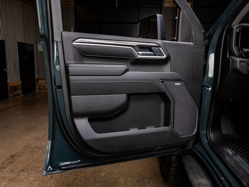 Used 2025 Chevrolet Silverado 3500 LTZ w/ LTZ Plus Package image 36