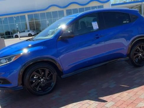Used 2022 Honda HR-V Sport image 4