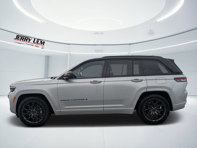 Certified 2025 Jeep Grand Cherokee Summit w/ Obsidian Package AWD/4WD image 6