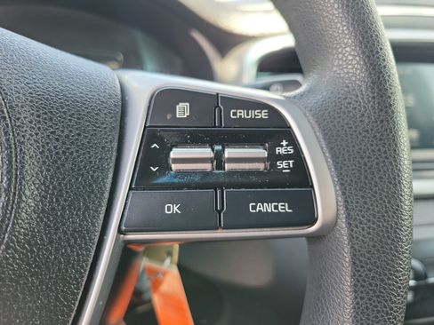 Used 2020 Kia Sorento L FWD image 15