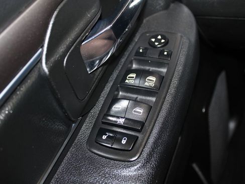 Used 2024 RAM 1500 Classic Warlock image 38