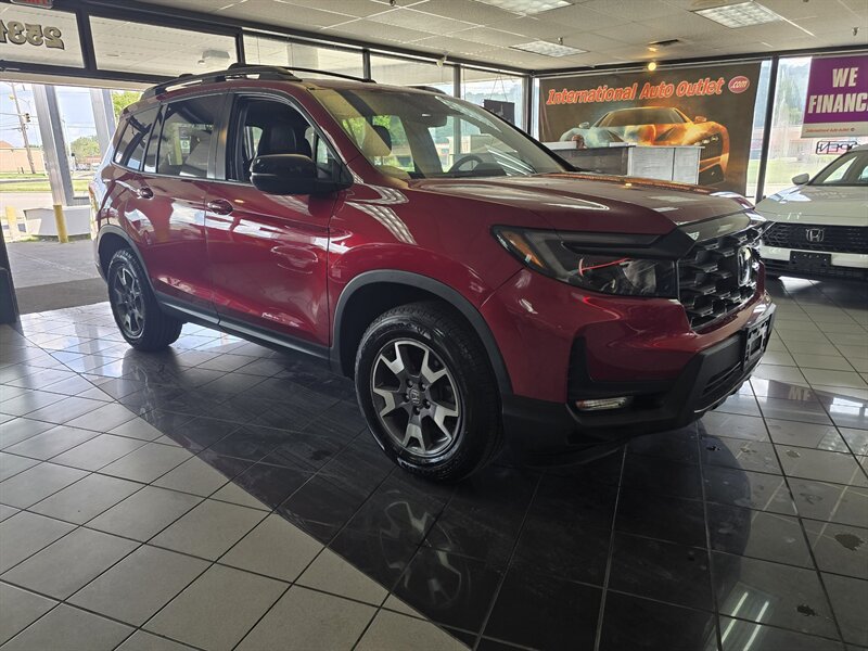 Used 2022 Honda Passport TrailSport image 4