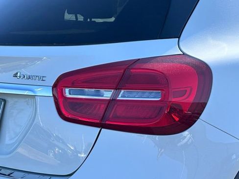 Used 2015 Mercedes-Benz GLA 250 4MATIC image 6