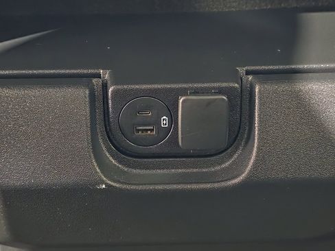 Used 2021 Ford F150 XLT w/ XTR Package image 39