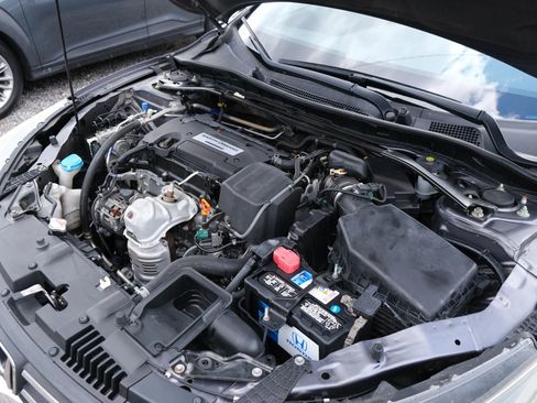 Used 2015 Honda Accord EX-L image 41