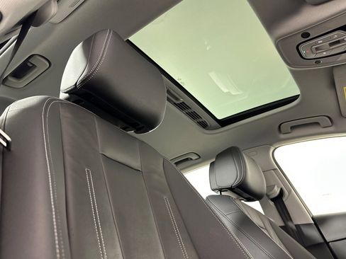 Used 2024 Audi A4 2.0T Premium w/ Convenience Package image 15