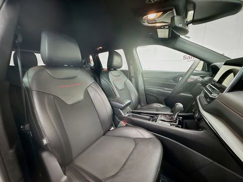 Used 2024 Jeep Compass Trailhawk image 26