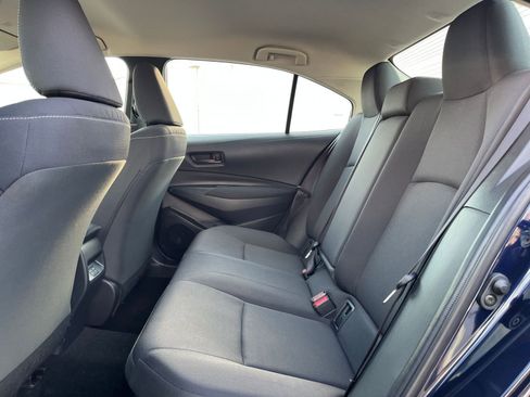 Used 2025 Toyota Corolla LE image 23