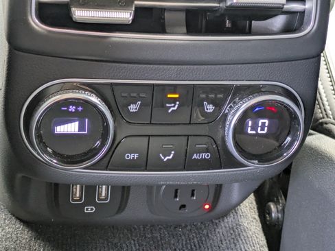 Certified 2023 Genesis GV70 3.5T Sport w/ Sport Prestige Package AWD/4WD image 19