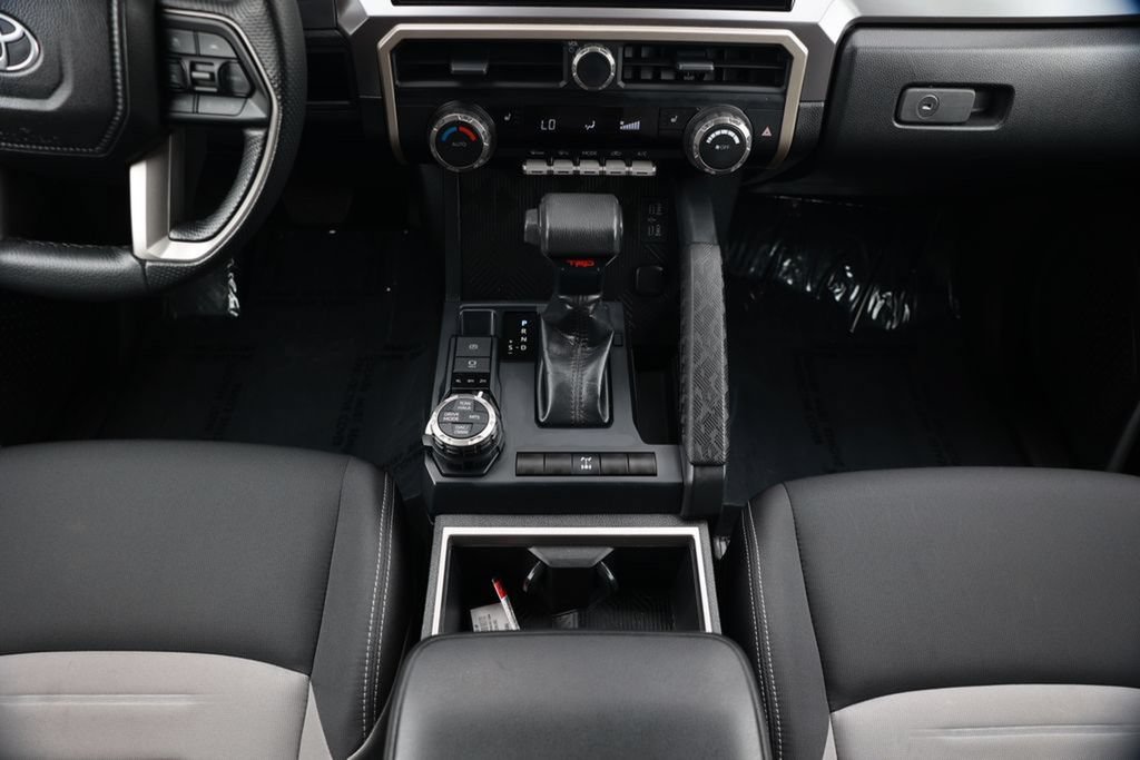Used 2024 Toyota Tacoma TRD Off-Road AWD/4WD image 28
