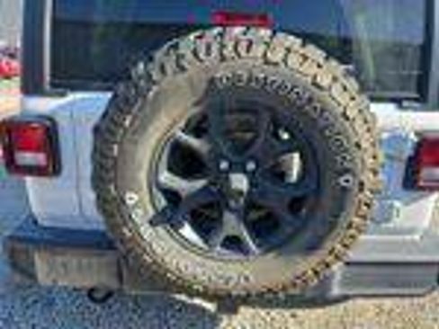 Used 2021 Jeep Wrangler Unlimited Sport AWD/4WD image 3