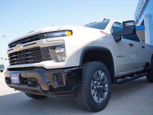 New 2026 Chevrolet Silverado 2500 Custom w/ Custom Value Package image 4
