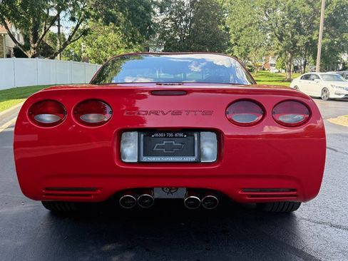 Used 1998 Chevrolet Corvette Coupe w/ Memory Pkg RWD image 8