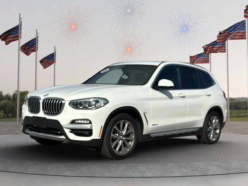 Used 2018 BMW X3 xDrive30i AWD/4WD image 2