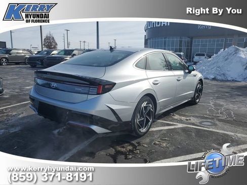 New 2026 Hyundai Sonata SEL FWD image 4