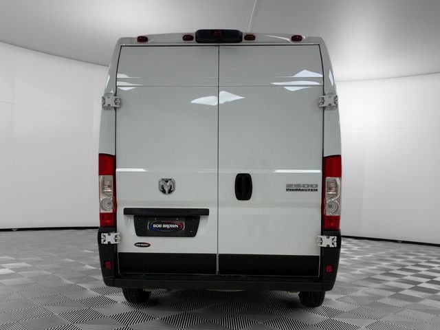 Used 2024 RAM ProMaster 2500 w/ Convenience Group FWD image 4