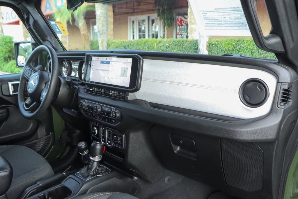 Used 2024 Jeep Wrangler Sport AWD/4WD image 33