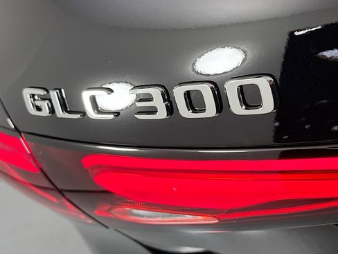 New 2026 Mercedes-Benz GLC 300 image 8