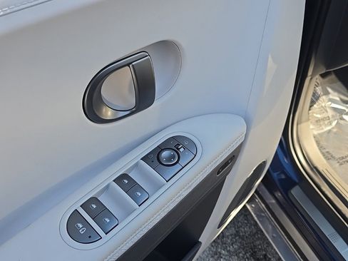 New 2026 Hyundai Ioniq 5 Limited image 10