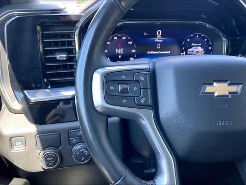 Used 2025 Chevrolet Silverado 1500 LT RWD image 23