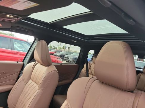 New 2026 Mitsubishi Outlander SEL image 19