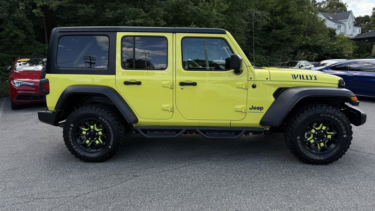 Used 2023 Jeep Wrangler Unlimited w/ 8.4" Radio Group AWD/4WD image 19